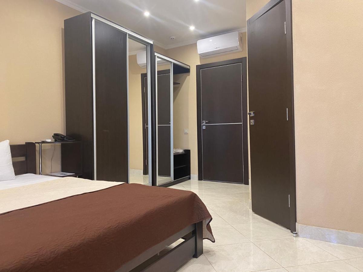Міні-Готель "Кімната Комфорт" Odessa Extérieur photo